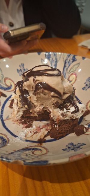  at Pizzi & Dixie in Madrid