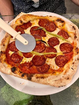 Pepperoni and Hot Pepper at Pizzi & Dixie in Madrid