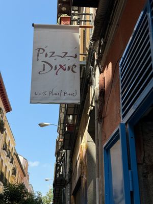  at Pizzi & Dixie in Madrid