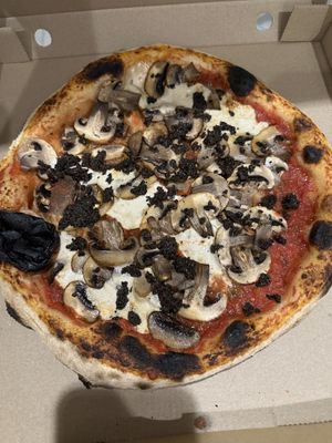 Tartufata  at Pizzi & Dixie in Madrid