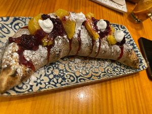 Calzone dulce   at Pizzi & Dixie in Madrid