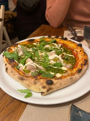  at Pizzi & Dixie in Madrid