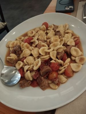  at Pizzi & Dixie in Madrid