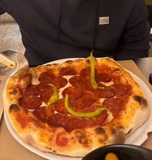 Pepperoni pizzaa  at Pizzi & Dixie in Madrid