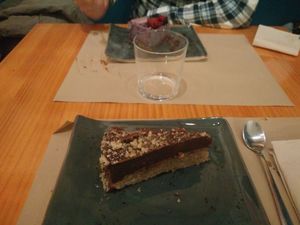 chocolate cake and raw berry cake at Pizzi & Dixie in Madrid