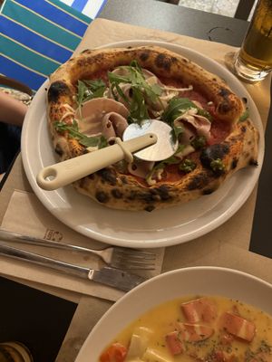   at Pizzi & Dixie in Madrid