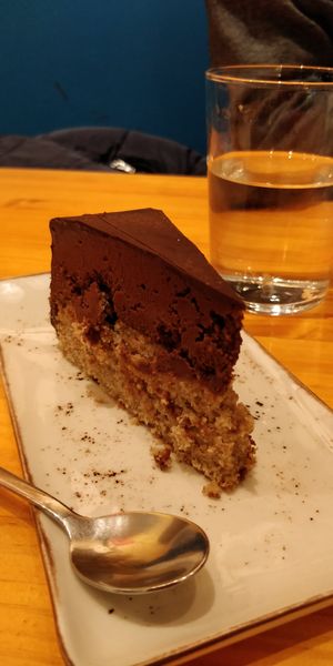 Ferrero Rocher tarte at Pizzi & Dixie in Madrid