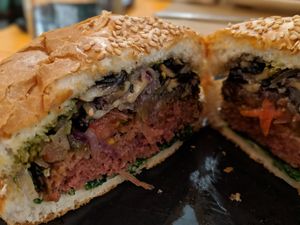 Beyond burger 👌 at Pizzi & Dixie in Madrid