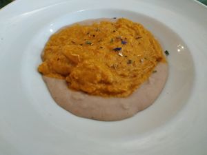 Parmentier de castañas con heura en pepitoria at Pizzi & Dixie in Madrid