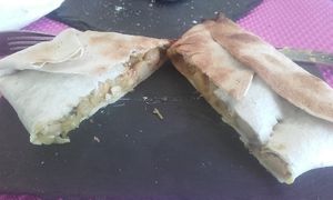 Curry chickpeas wrap/pastry at NTK La Taska de N in Madrid