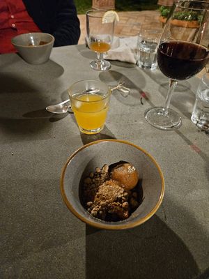 Dessert and a hot drink at Vegan Agrivilla I Pini in San Gimignano