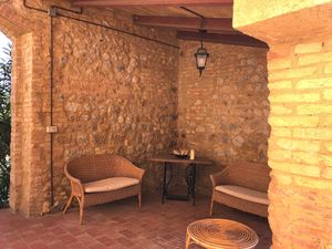 Sitting area at Vegan Agrivilla I Pini in San Gimignano