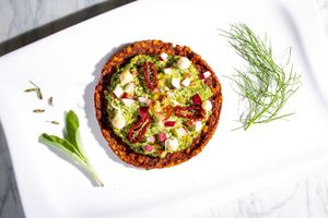 Raw vegan pizza Ristorante Agrivilla i pini at Vegan Agrivilla I Pini in San Gimignano