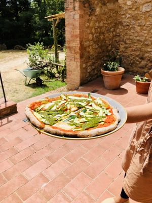 🌱🍕 at Vegan Agrivilla I Pini in San Gimignano