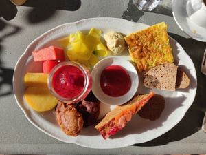 Breakfast at Vegan Agrivilla I Pini in San Gimignano