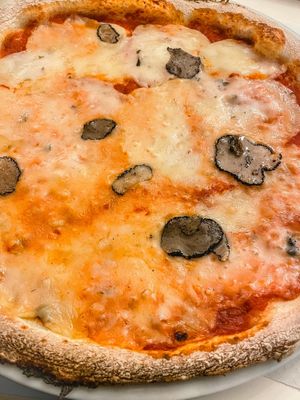Quattro Formaggi with Truffle  at La Taverna di Pulcinella in Pisa