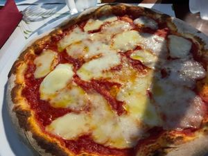 4 formaggi (margherisella norm+affumicata, strachicco,blurisella) at La Taverna di Pulcinella in Pisa