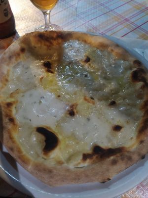 4 formaggi Vegan ( 4 cheese) at La Taverna di Pulcinella in Pisa