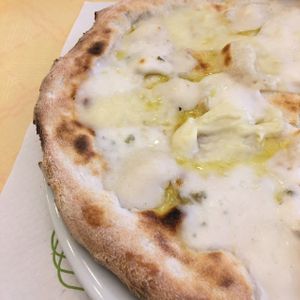 Vegan Four Cheese at La Taverna di Pulcinella in Pisa