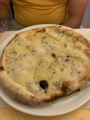 Vegan four cheese at La Taverna di Pulcinella in Pisa