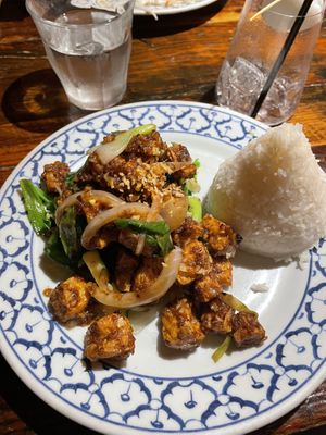 Garlic lunch special with tofFelix  at Thai Villa  in Winter Park