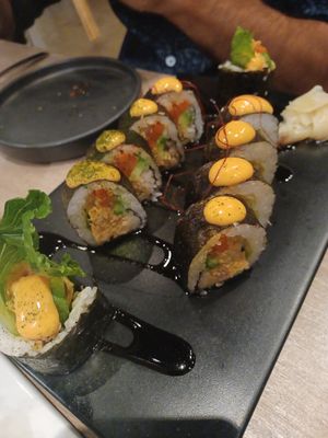 Makis de jackfruit picantes at Beyond Sushi in New York City