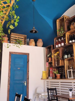  at LYR Speciality Coffee and Food in Pecs