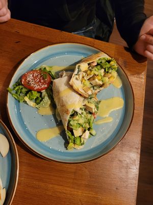 Ranch wrap at LYR Speciality Coffee and Food in Pecs
