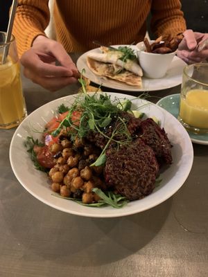 😍 beetroot buddha bowl & quesadilla  at LYR Speciality Coffee and Food in Pecs