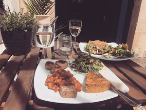 lunch at Vinnie's Eatery in Cheltenham