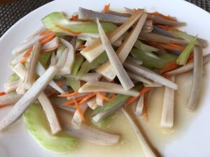 西芹炒藕丝 celery with lotus root  at Lian Hua Yang Xin Yuan in Zhoushan