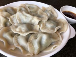 dumplings at Lian Hua Yang Xin Yuan in Zhoushan