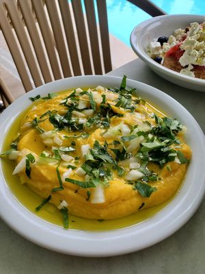 Fava 10/10 at Talos Restaurant in Crete