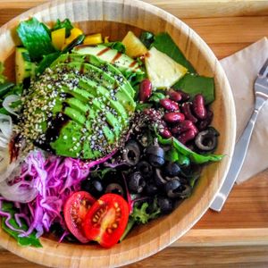 Vegan option of the vegetarian salad at Bottle & Bowl in Seogwipo