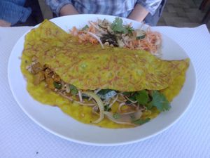 Vietnamese galette at Les Mille Poetes in Narbonne