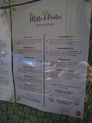 Menu pizza at Les Mille Poetes in Narbonne