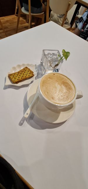  at Jingsi Books & Cafe 靜思書軒 in Central Singapore