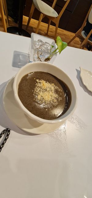  at Jingsi Books & Cafe 靜思書軒 in Central Singapore