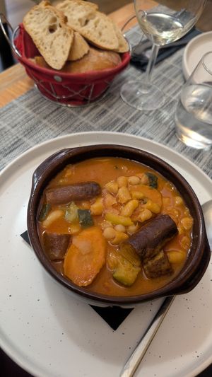  at Restaurant le 104 in Carcassonne