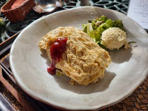 Omu rice (yuba) at Komorebi Cafe in Yawata