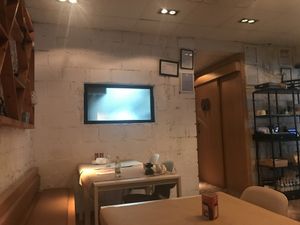 Interior design at Healthy Feast in Kuwait City