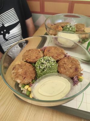 wabi-sabi bowl at green & protein in Pristina