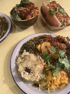 Hot, cauliflower Wings and Dinner plate at Jah Jah in Paris