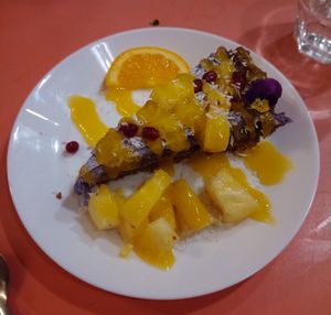 Cheesecake à la myrtille at Jah Jah in Paris