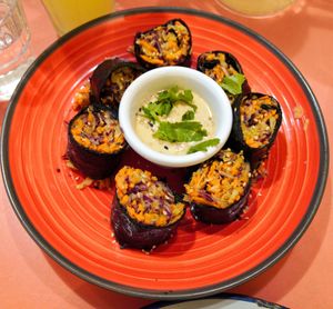 Raw rolls at Jah Jah in Paris