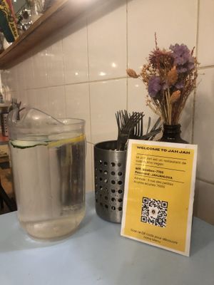 Menu QR code   at Jah Jah in Paris