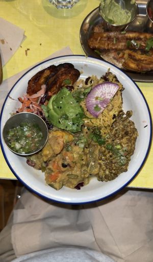 plate chaud - amaaaazinggg 10/10  at Jah Jah in Paris