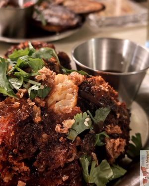 Oven-baked breaded cauliflower wings with barbecue sauce at Jah Jah in Paris