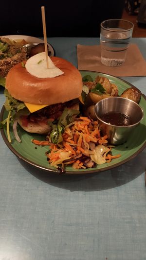 Burger at Jah Jah in Paris