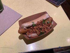 Hot dog at Jah Jah in Paris